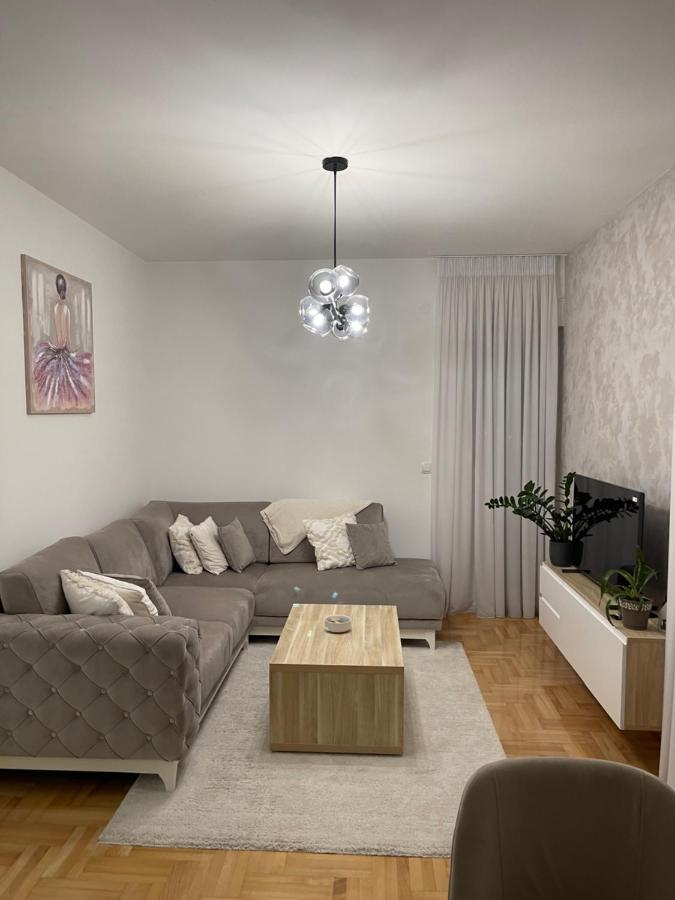 Apartamento Monarh Bijeljina Exterior foto